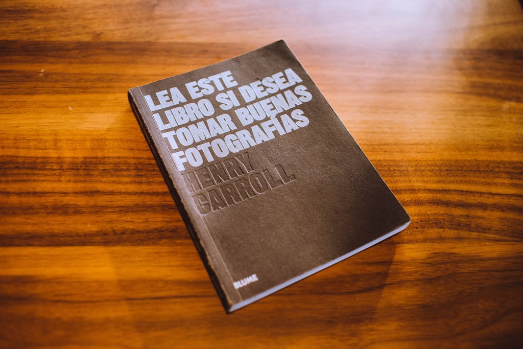 Libro con tapa blanda